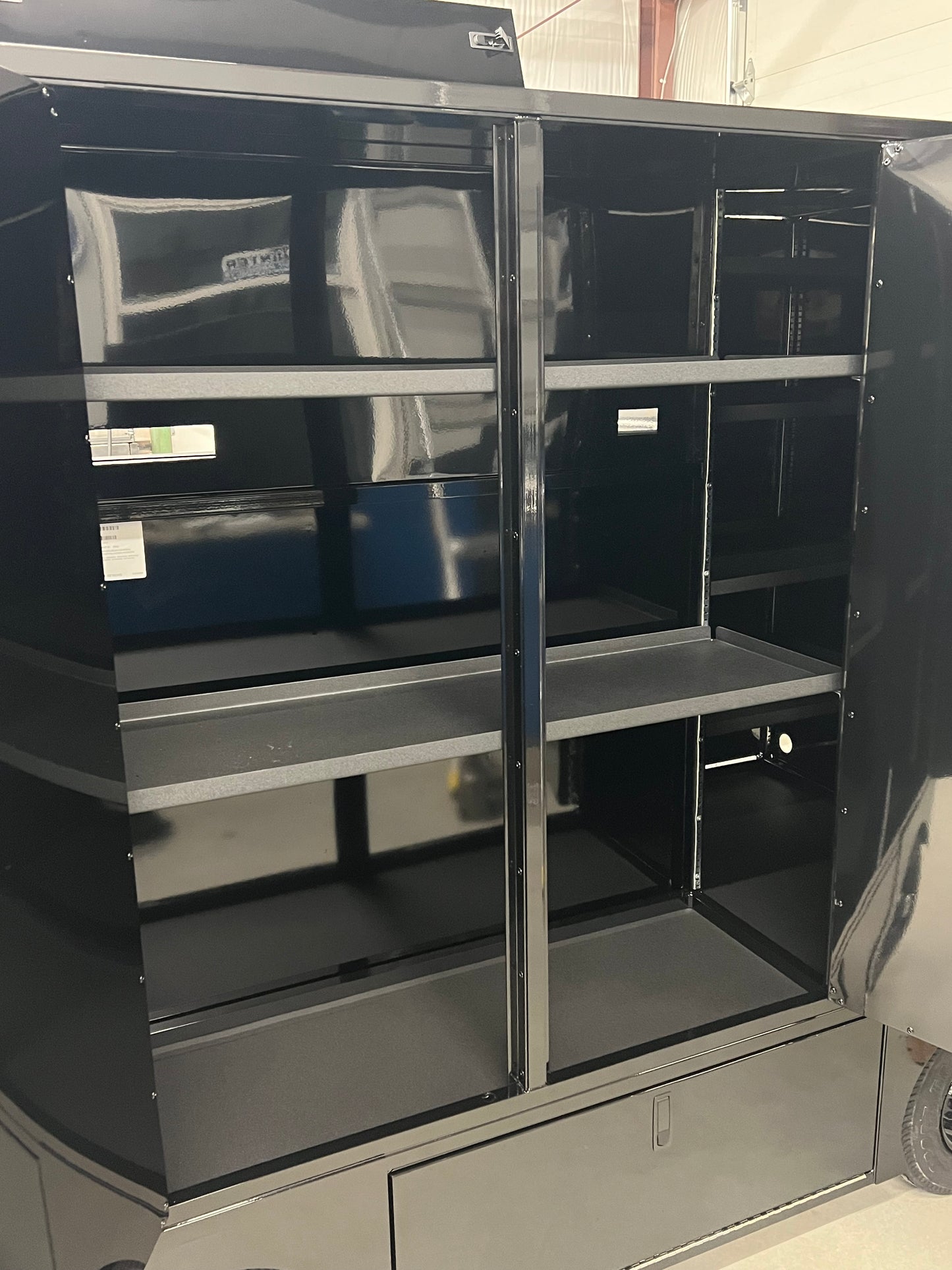 Velocity Series Pit Box