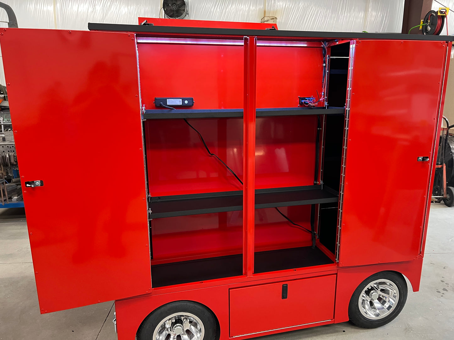 Velocity Series Pit Box