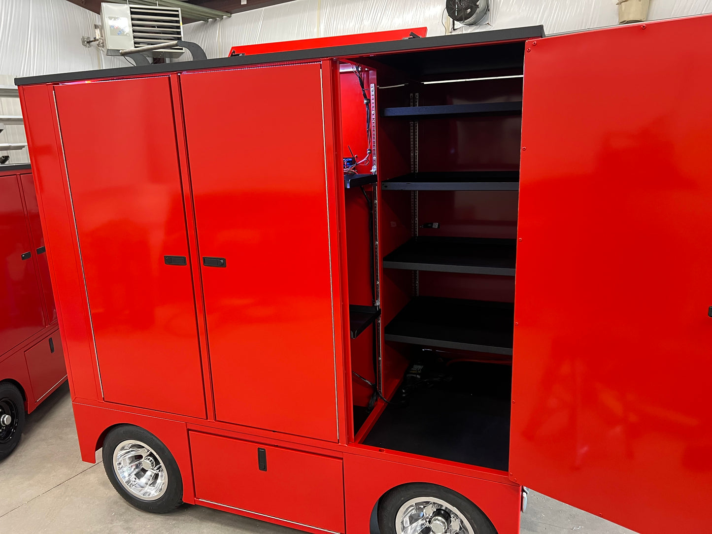 Velocity Series Pit Box