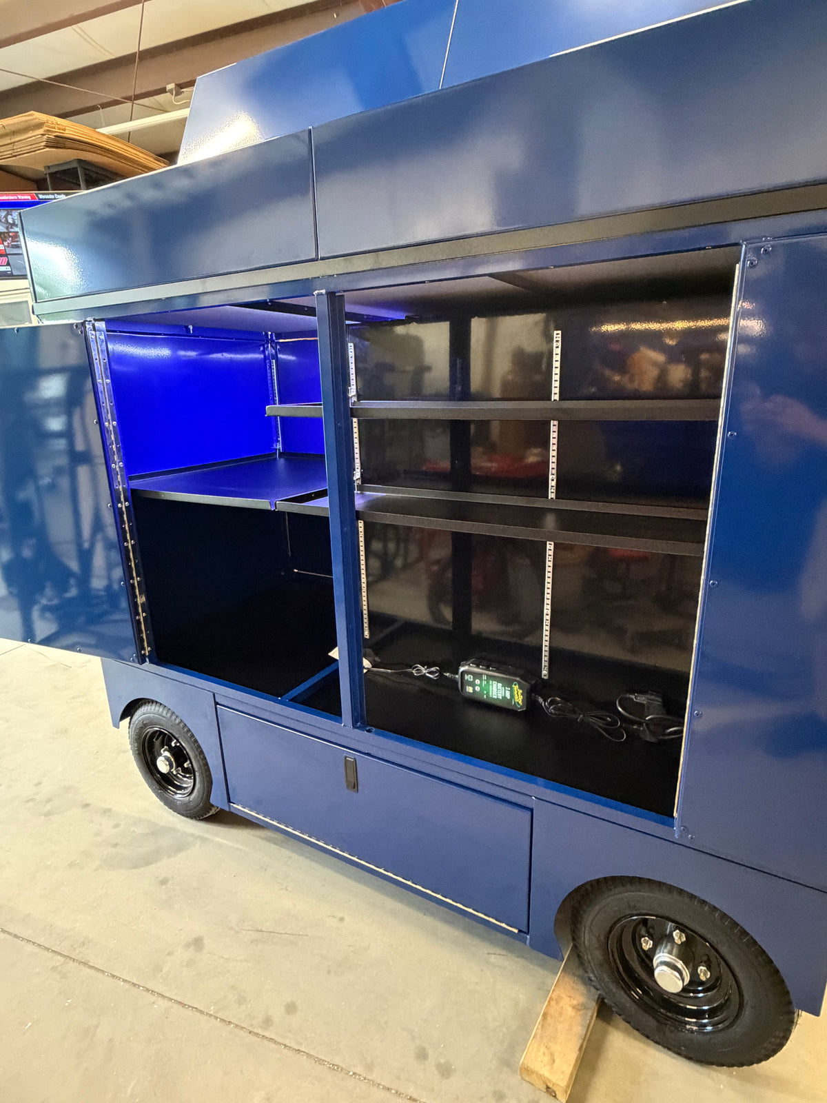 Revolution Series Pit Box