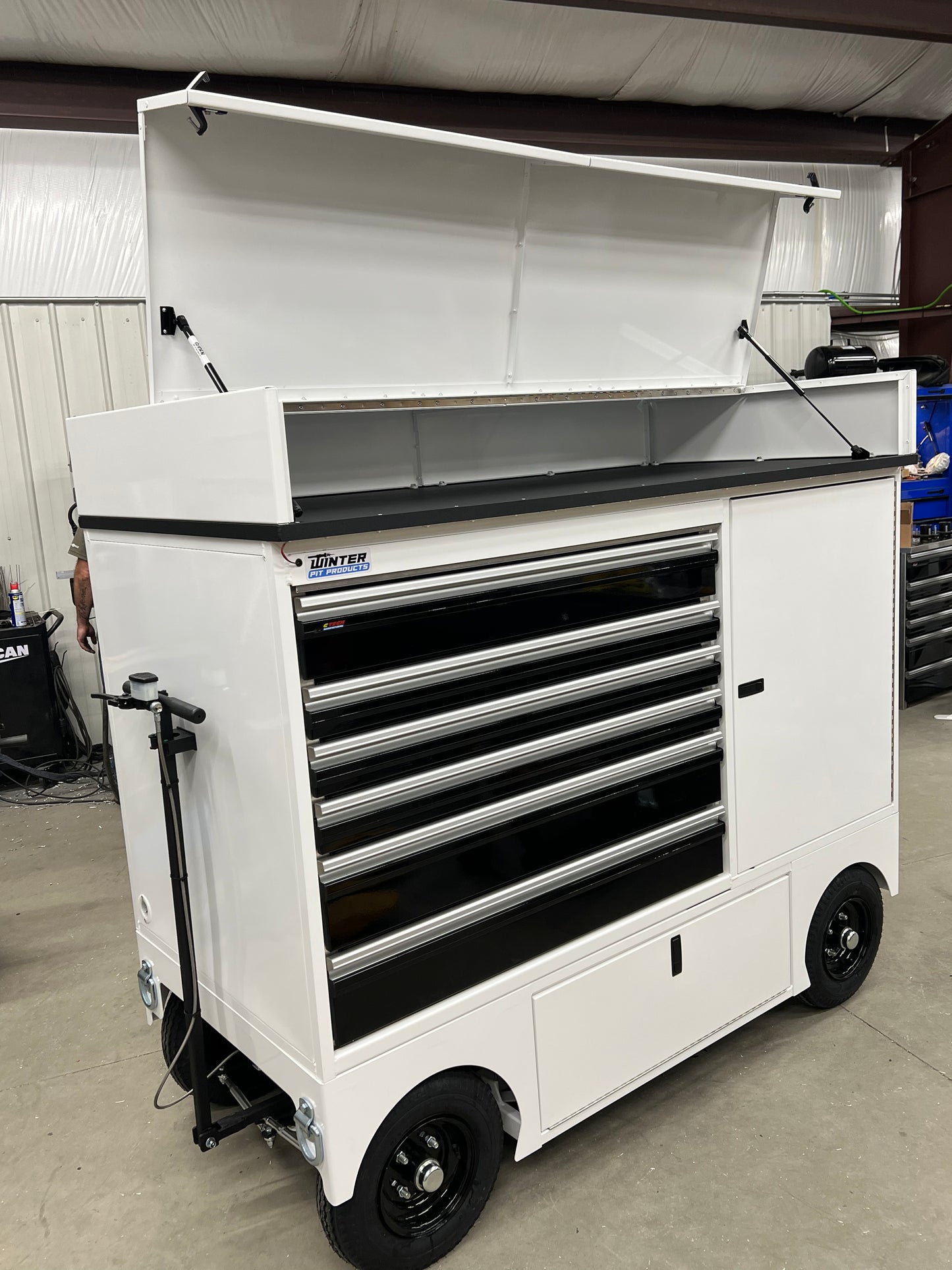 Revolution Series Pit Box